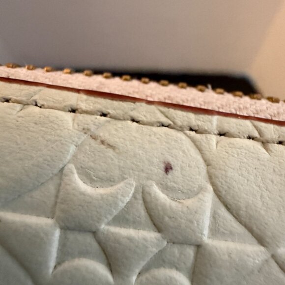 Kate Spade Penn Place Embossed Neda Leather Zip Around Wallet Cream Money Holder - Picture 8 of 13